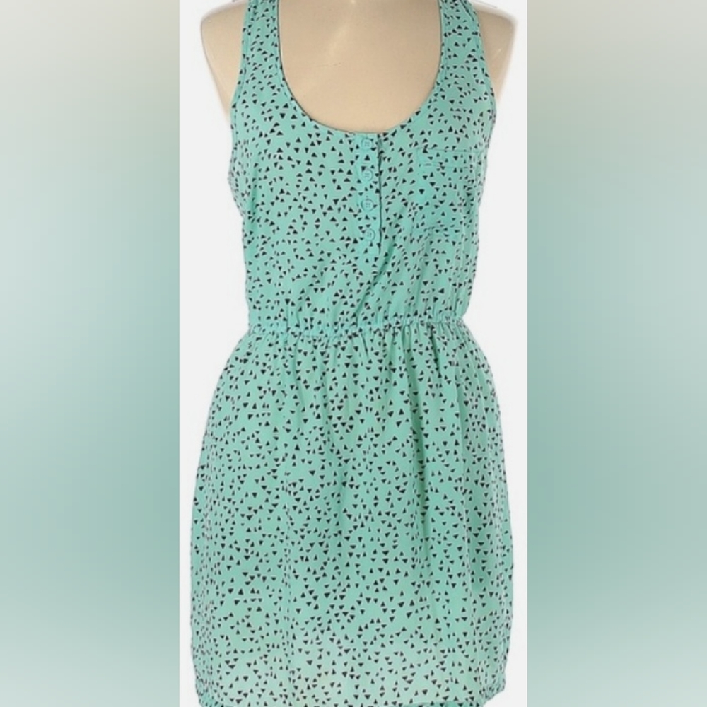 FOREVER 21 - Mint green sleeveless dress- Sz S Juniors. Excellent Condition!